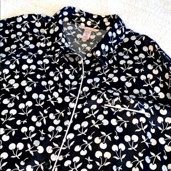 VICTORIA'S SECRET SATIN AFTERHOURS PJ SET XL - Picture 3 of 9